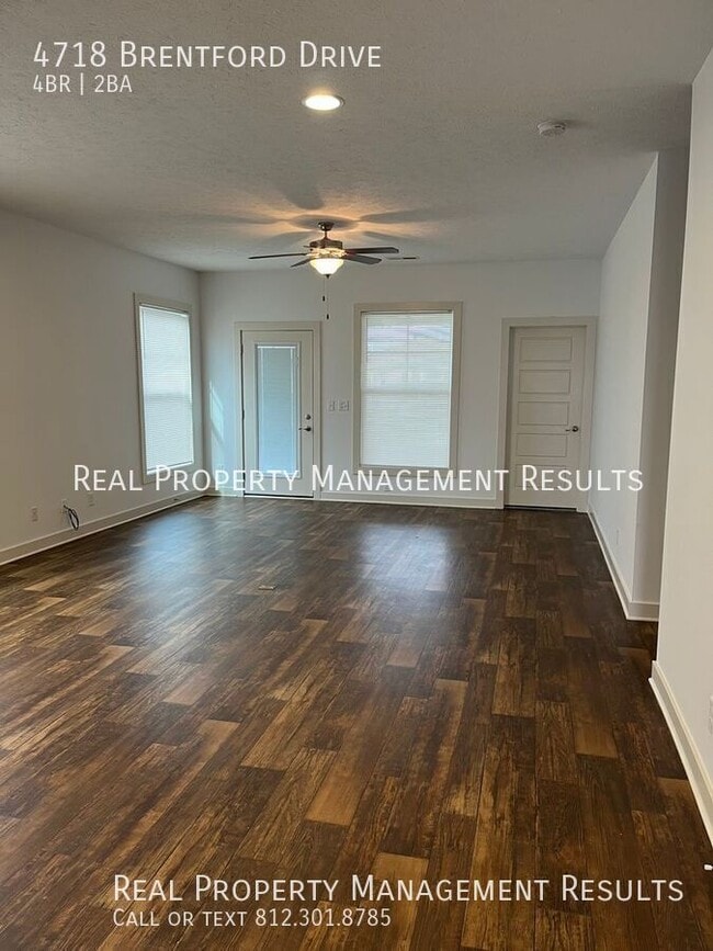 4718 Brentford Dr in Newburgh, IN - Building Photo - Building Photo