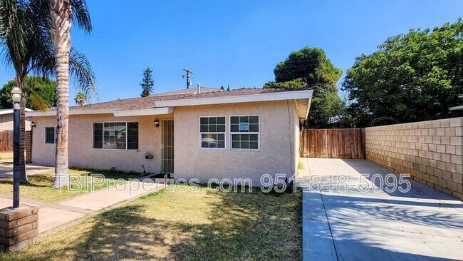 property at 6051 Vista De Oro
