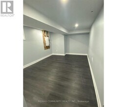1820 Grandview St N in Oshawa, ON - Building Photo - Building Photo