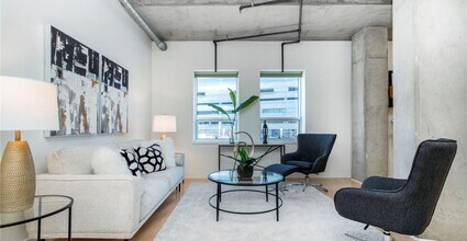 1610 Little Raven St in Denver, CO - Foto de edificio - Building Photo