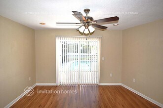 940 Cortland Way in Palm Harbor, FL - Building Photo - Building Photo