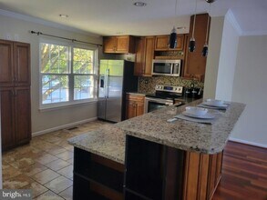 25 Offspring Ct in Perry Hall, MD - Foto de edificio - Building Photo