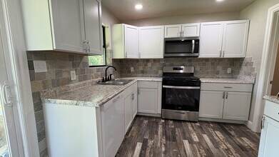 7413 Drexel Ave in Oklahoma City, OK - Building Photo - Building Photo