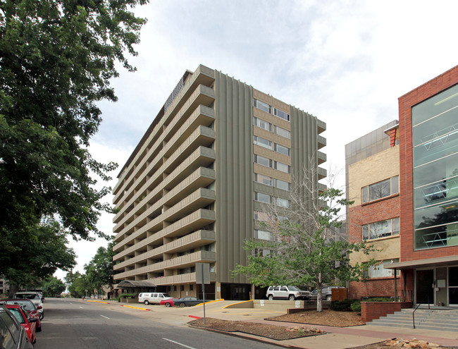 Barrington Condos in Denver, CO - Building Photo - Building Photo