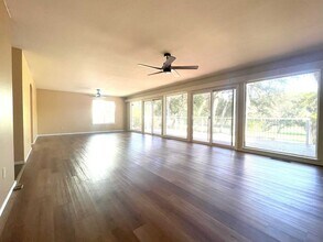 18099 Jayhawk Dr in Penn Valley, CA - Building Photo - Building Photo