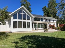 55 State St in Saratoga Springs, NY - Building Photo