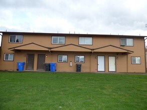 Lancaster Townhomes in Salem, OR - Foto de edificio - Interior Photo