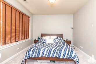 1815 N Milwaukee Ave in Chicago, IL - Building Photo - Building Photo