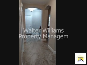 800 Canopy Walk Ln in Palm Coast, FL - Building Photo - Building Photo