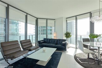 501 NE 31st St, Unit 2406 in Miami, FL - Building Photo - Building Photo