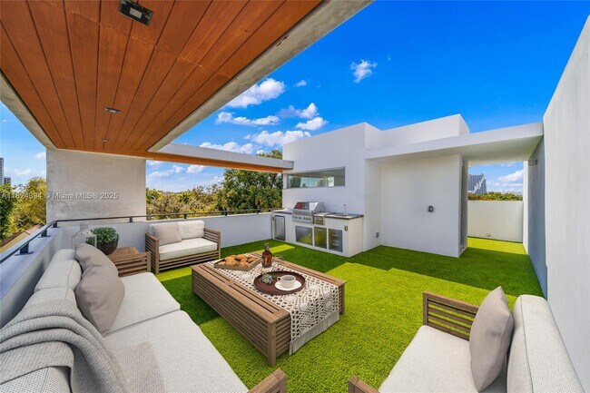 property at 2926 Bird Ave