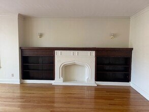 8141 S Michigan Ave in Chicago, IL - Building Photo - Building Photo