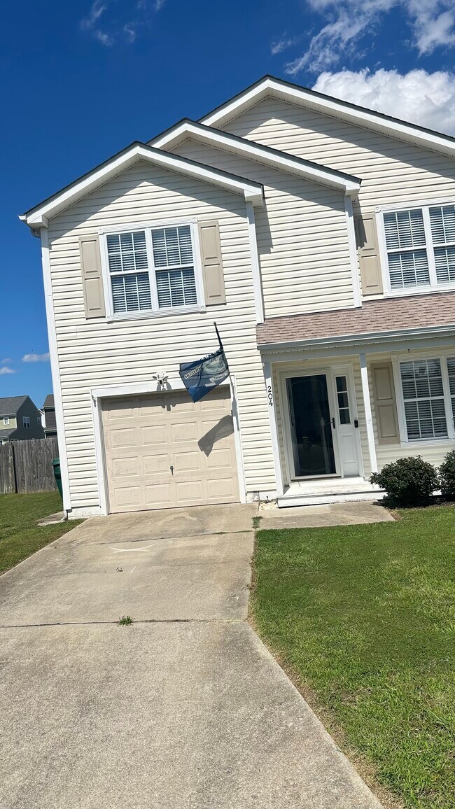 204 Friar Ct in Suffolk, VA - Building Photo - Building Photo