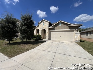 8229 Oak Harvest Dr in San Antonio, TX - Building Photo