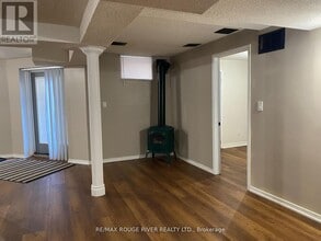 35 Meekings Dr in Ajax, ON - Building Photo - Building Photo