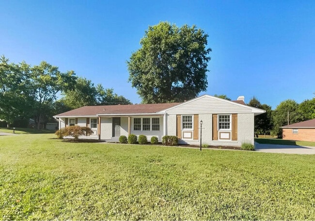 property at 591 Fox Run Pl