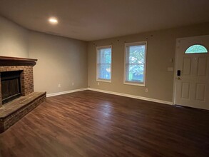 8040 Sand Wedge Cir in Kennesaw, GA - Building Photo - Building Photo