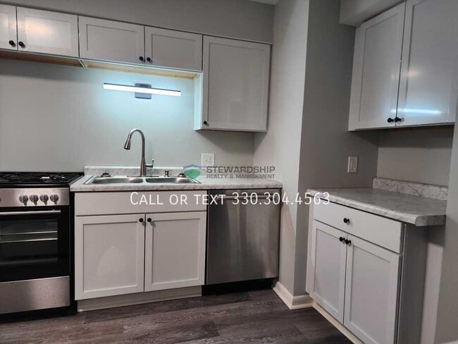 property at 2559 Edwin Ave