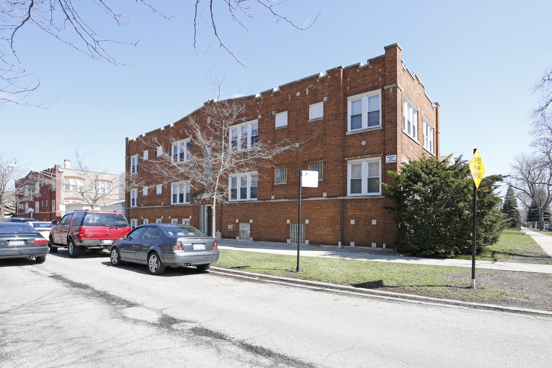 3005-3007 N Lamon Ave in Chicago, IL - Building Photo