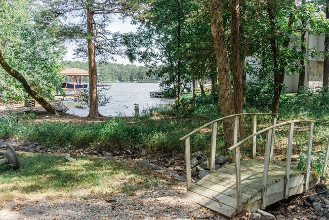 2 Galeon Ln in Hot Springs, AR - Building Photo - Building Photo