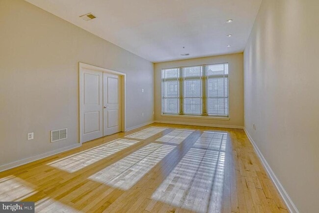 1209 N Charles St in Baltimore, MD - Building Photo - Building Photo