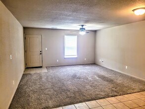 109 Edna St in Waynesville, MO - Building Photo - Building Photo