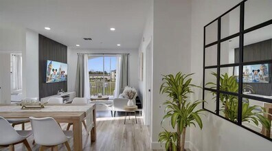 8103 Coconut Palm Way in Kissimmee, FL - Building Photo - Building Photo