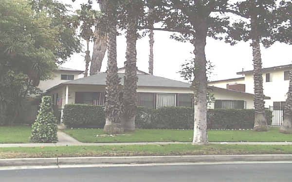 14142-14144 Roscoe Blvd in Panorama City, CA - Foto de edificio