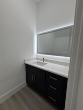 10123 Grover Ln in Houston, TX - Building Photo - Building Photo