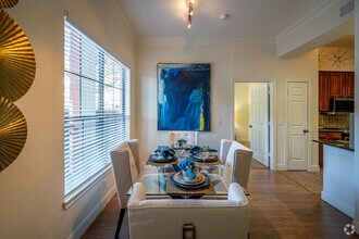 4198 Blossom St in Houston, TX - Building Photo - Building Photo