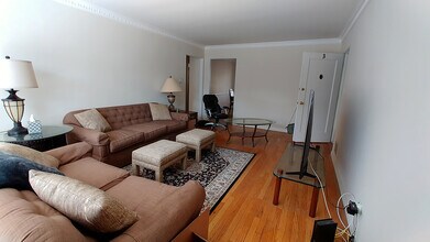 1427 N Hayworth Ave, Unit C in Los Angeles, CA - Building Photo - Building Photo