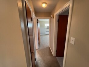 3619 Robb Ave in Cincinnati, OH - Building Photo - Building Photo