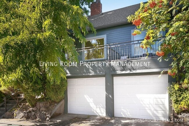 property at 1309 SE Pine St