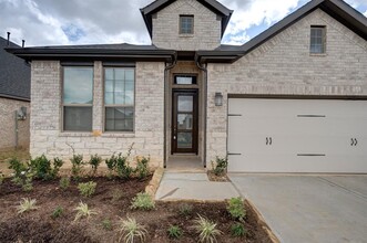 4227 Maple Glen Dr in Fulshear, TX - Building Photo - Building Photo
