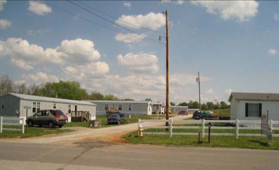 Green River Lake Commons in Campbellsville, KY - Building Photo