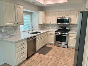 1689 El Rancho Verde in San Marcos, CA - Building Photo - Building Photo