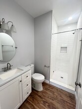 1641 Crenshaw Blvd, Unit 001 in Los Angeles, CA - Building Photo - Building Photo