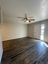 220 E Springer Ave in Guthrie, OK - Building Photo - Building Photo