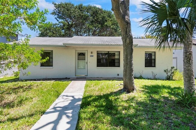 property at 1205 S Flagler Ave