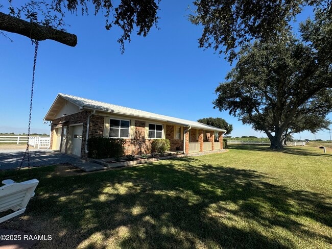 13306 Louisiana Hwy 697 N in Kaplan, LA - Foto de edificio - Building Photo