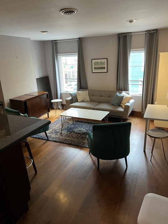 618 S 21st St, Unit #2 in Philadelphia, PA - Foto de edificio