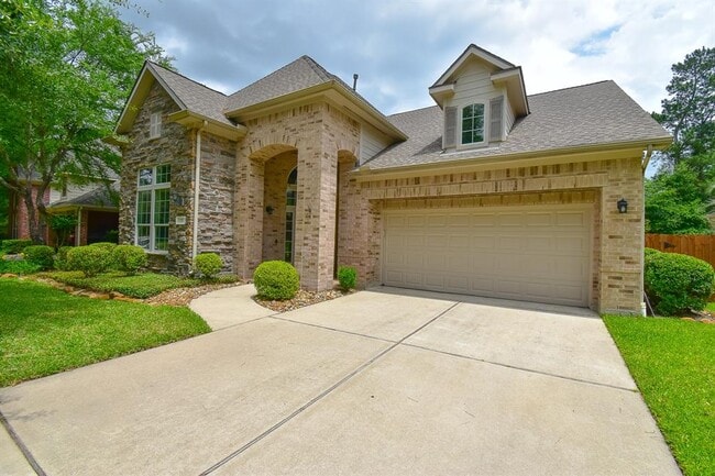 property at 7 E Shale Creek Cir