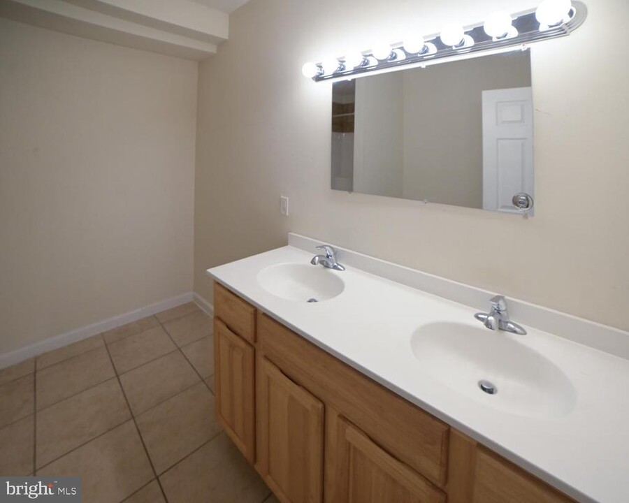 1834 N 16th St in Philadelphia, PA - Building Photo