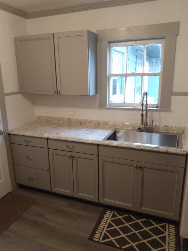 17-17 W 5th St in Freeport, TX - Building Photo - Building Photo