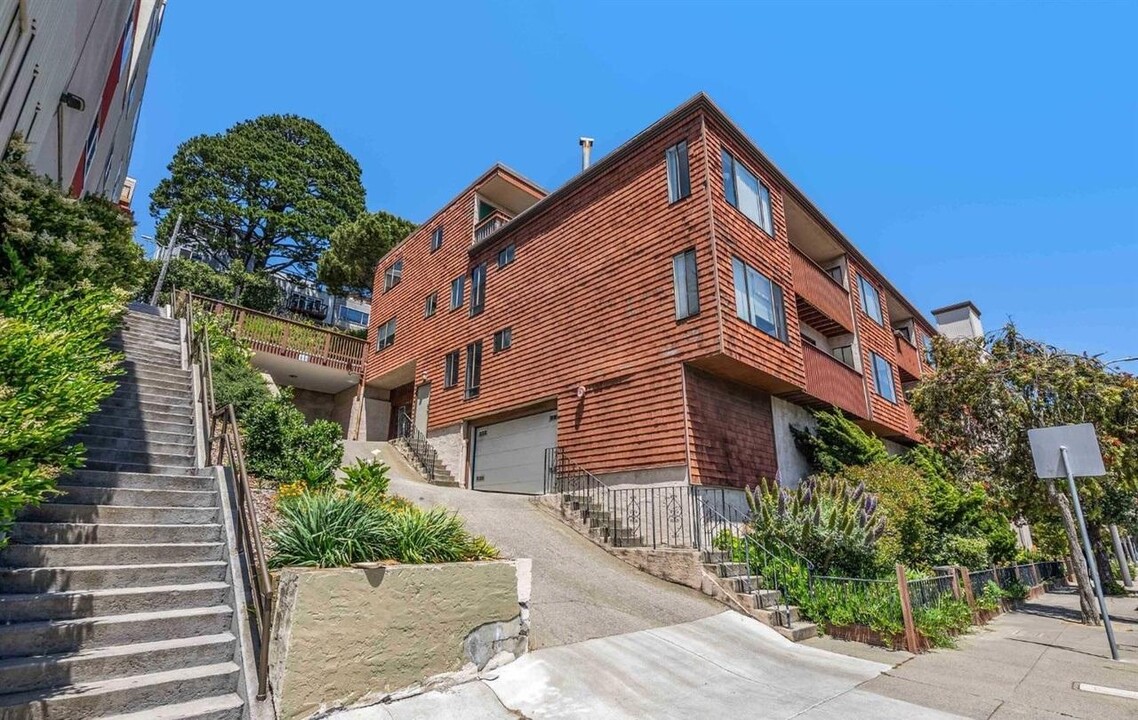 380 Monterey Blvd in San Francisco, CA - Building Photo