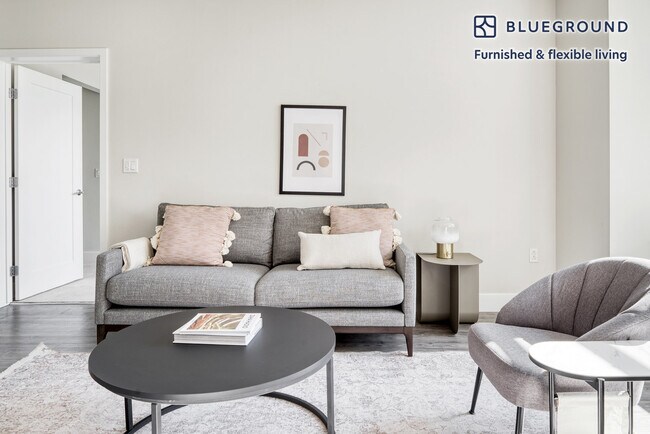 299 Franklin St, Unit SI FL4-ID819 in Redwood City, CA - Building Photo - Building Photo