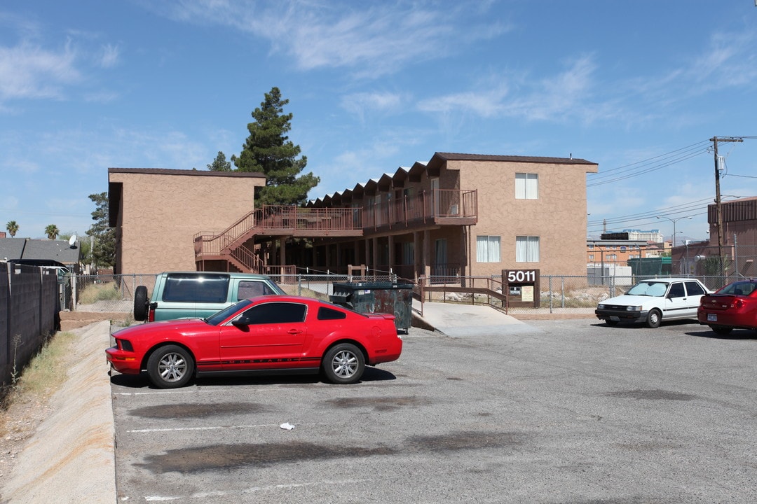 Pine Creek Apartments in Las Vegas, NV - Foto de edificio