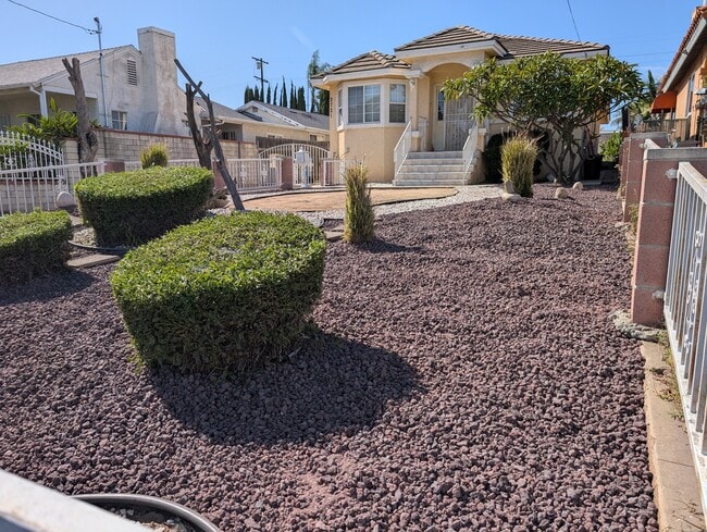 2721 Montezuma Ave in Alhambra, CA - Building Photo - Building Photo