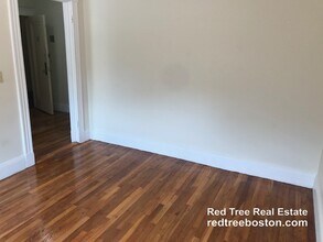 1185 Boylston St, Unit 39 in Boston, MA - Building Photo - Building Photo