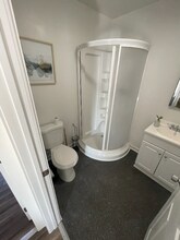 2107 N Raymond Ave in Altadena, CA - Building Photo - Building Photo